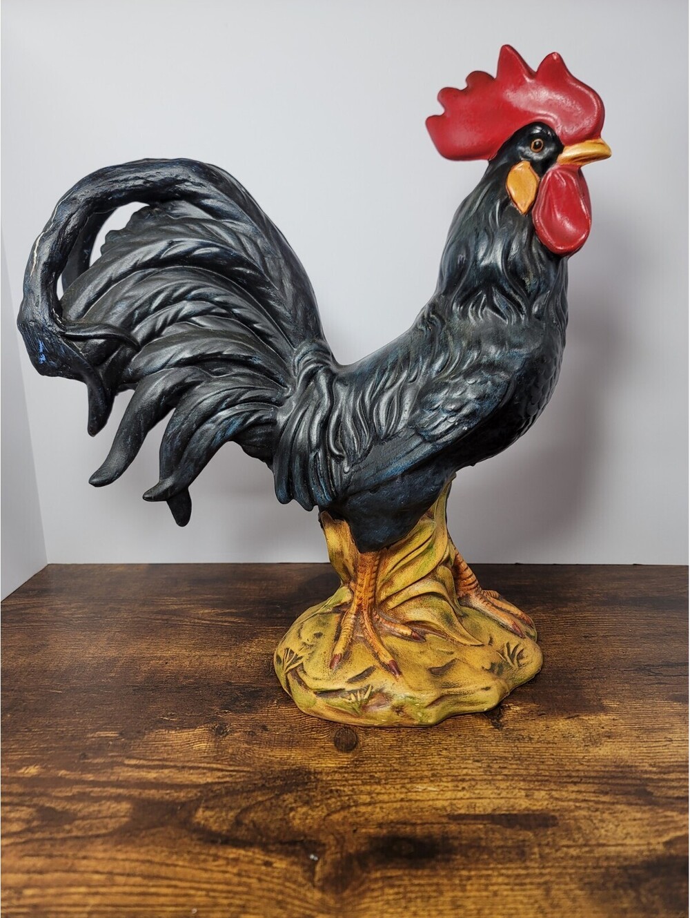 Vintage 70s Atlantic Mold Majestic Ceramic Rooster Figurine “Read”